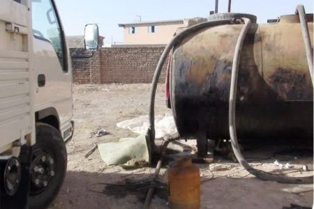کشف و ضبط بیش از ۳۲ هزار لیتر سوخت دپو شده در منطقه اهواز