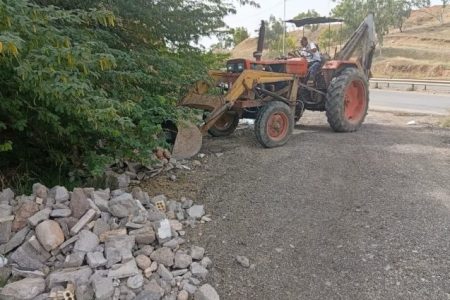 انجام عملیات نخاله‌برداری و پاک‌سازی معابر در چند نقطه از مسجدسلیمان