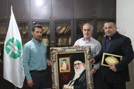 دیدار شهردار مسجدسلیمان و نایب رئیس شورای شهر با رئیس اداره حفاظت محیط زیست شهرستان