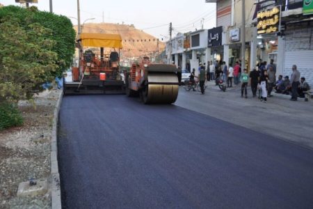 آغاز عملیات آسفالت خیابان آزادی