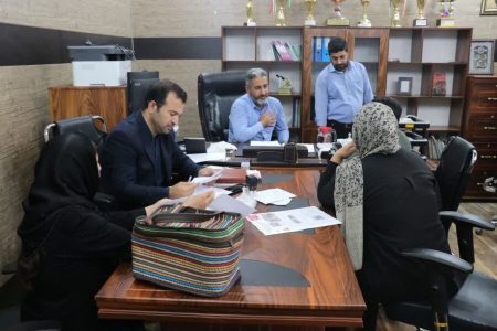 سرپرست شهرداری مسجدسلیمان پذیرای مطالبات شهروندان شد