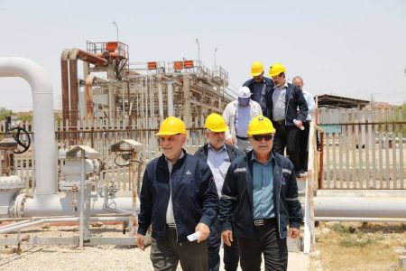 دیدار سرپرست مدیریت عملیات نفت و گاز مارون با کارکنان عملیاتی+گزارش تصویری