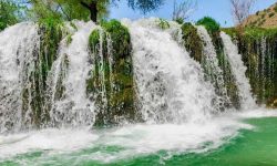 آبشارهای آرپناه لالی؛ بهشت خنک زاگرس در انتظار توسعه زیرساخت‌های گردشگری