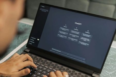 اوپن‌ای‌آی عقب‌نشینی کرد / بازگشت قابلیت‌های حذف‌شده به ChatGPT دسکتاپ