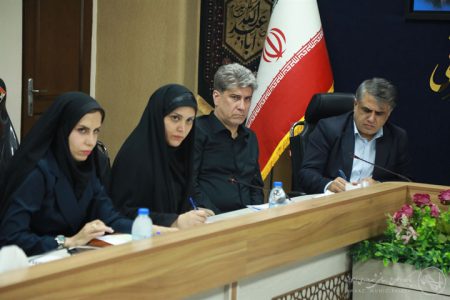 در جلسه بررسی طرح‌های توسعه‌ای و عمرانی سواحل رودخانه کارون مطرح شد: تأکید بر توسعه سواحل کارون در اهواز