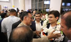 استقبال پرشور از قهرمان طلای جهانی هوش مصنوعی در شیراز