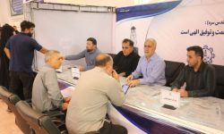 میز خدمت شهرداری مسجدسلیمان در مصلی؛ مسئولان پای دغدغه‌های شهروندان نشستند