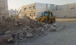 تداوم عملیات نخاله‌برداری و لایروبی معابر مسجدسلیمان برای آمادگی در برابر بارندگی