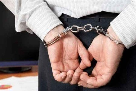 بازداشت کارمند دولت به اتهام ارتشاء