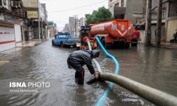 ۱۵ اکیپ لایروب برای مدیریت بارندگی‌ها در اهواز آماده‌باش هستند