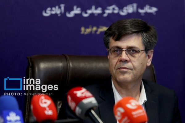ورود فوری ۲۰۰ مگاوات برق خورشیدی و کنترل هوشمند بار در استان‌های بحرانی گاز
